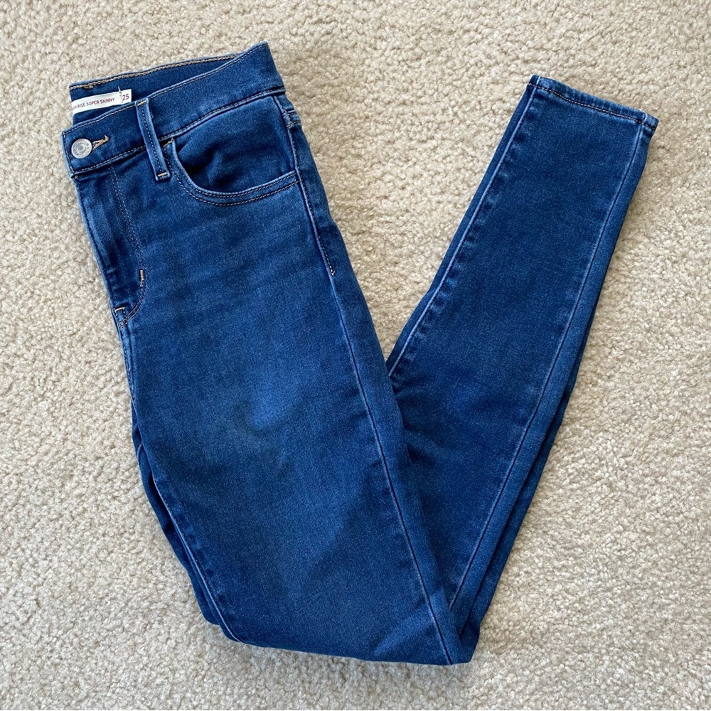 Levi’s 720 High Rise Super Skinny Jeans
